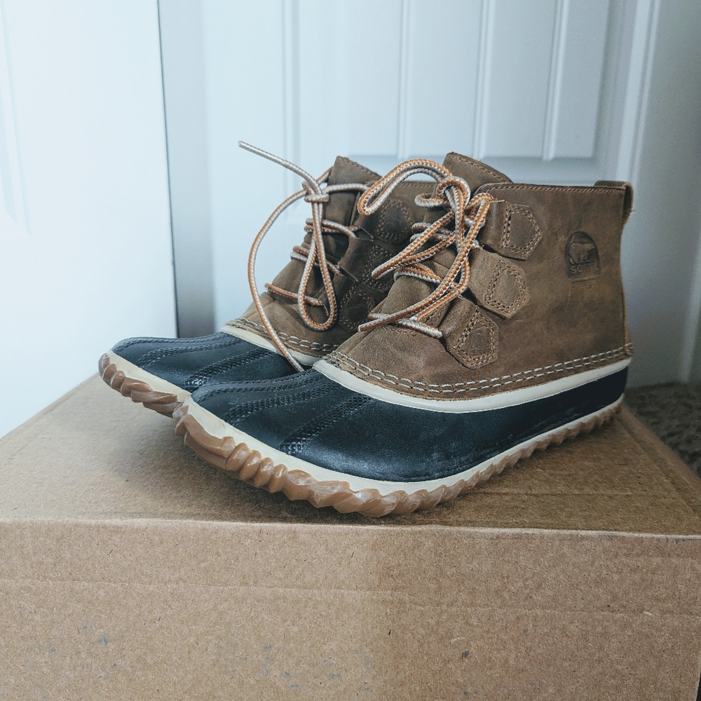 Sorel out n about duck boots